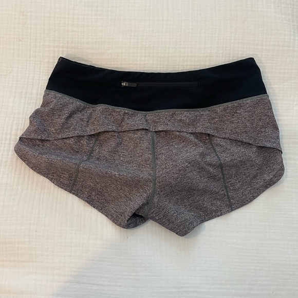 Lululemon speed up short 2.5” grey size 4 - Picture 2 of 2